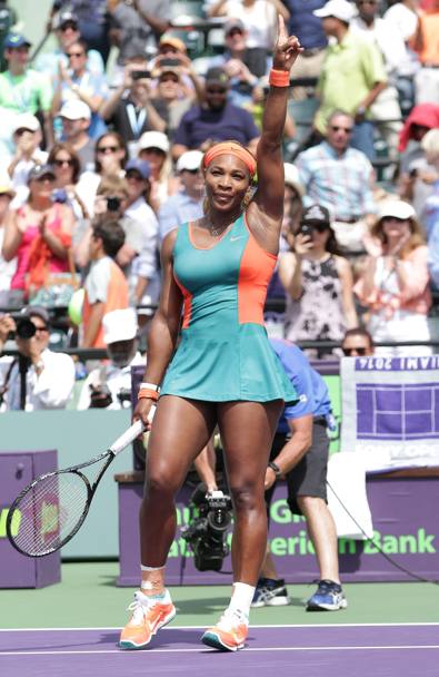 Semifinale tra regine del tennis al torneo di Miami: la statunitense Serena Williams ha prevalso sulla russa Maria Sharapova (6-4, 6-3) per la 15 volta consecutiva (Olycom)